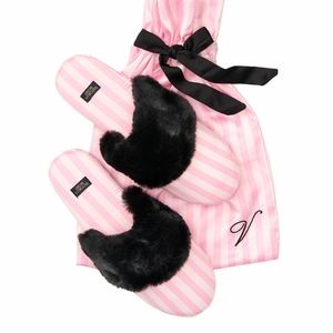 NWT Victorias Secret slippers and bag set